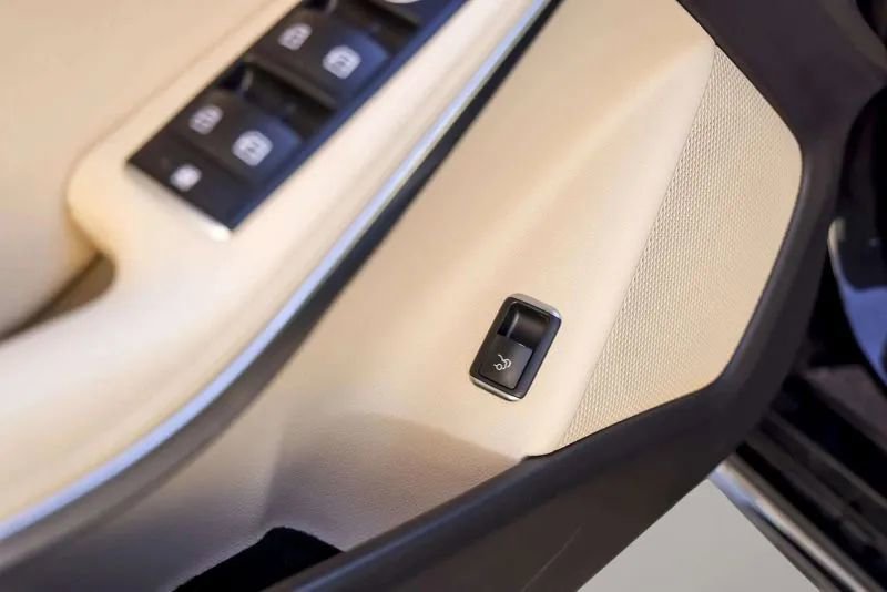 2019 Mercedes-Benz CLA 250