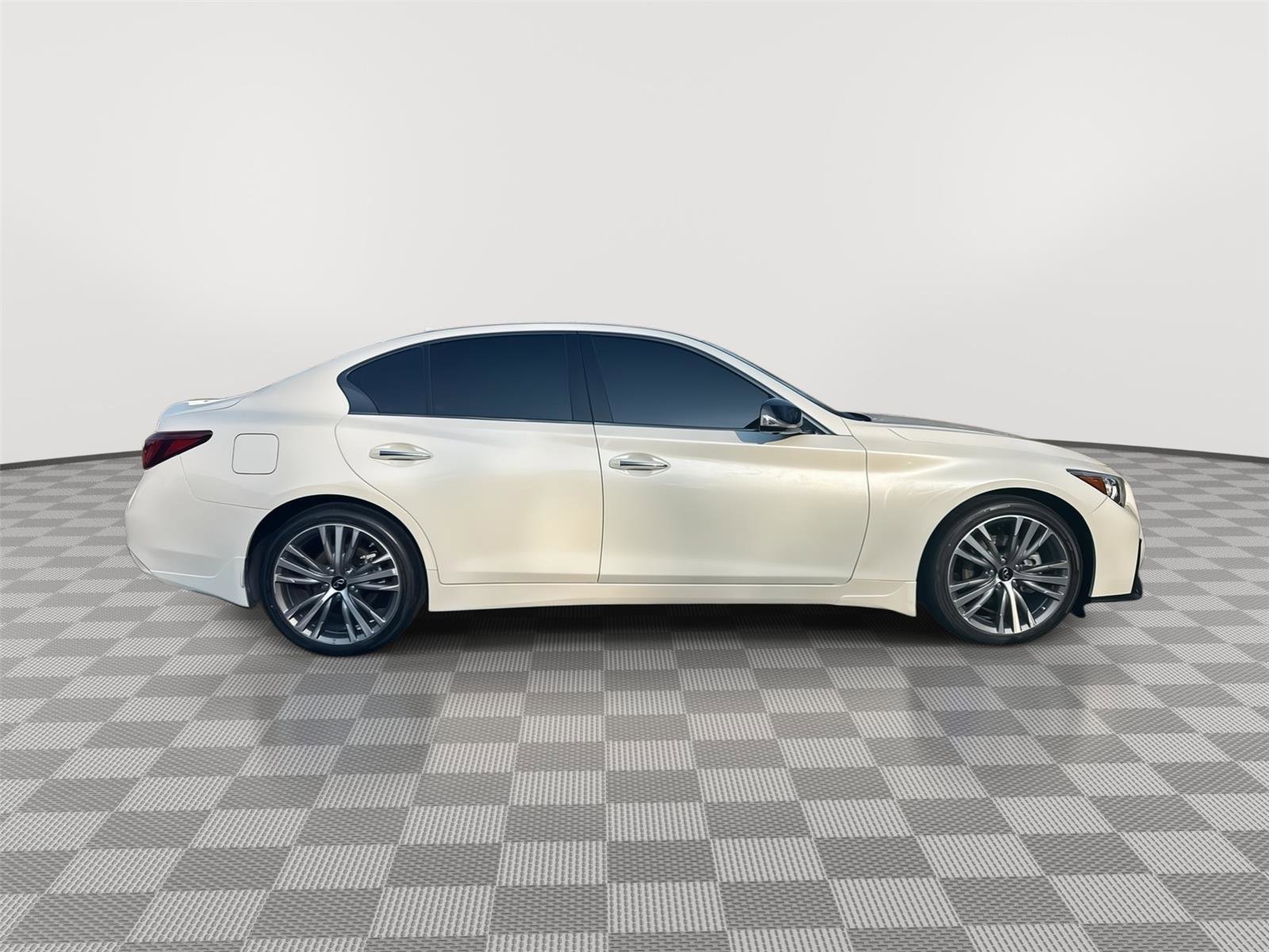 2024 INFINITI Q50 Sensory