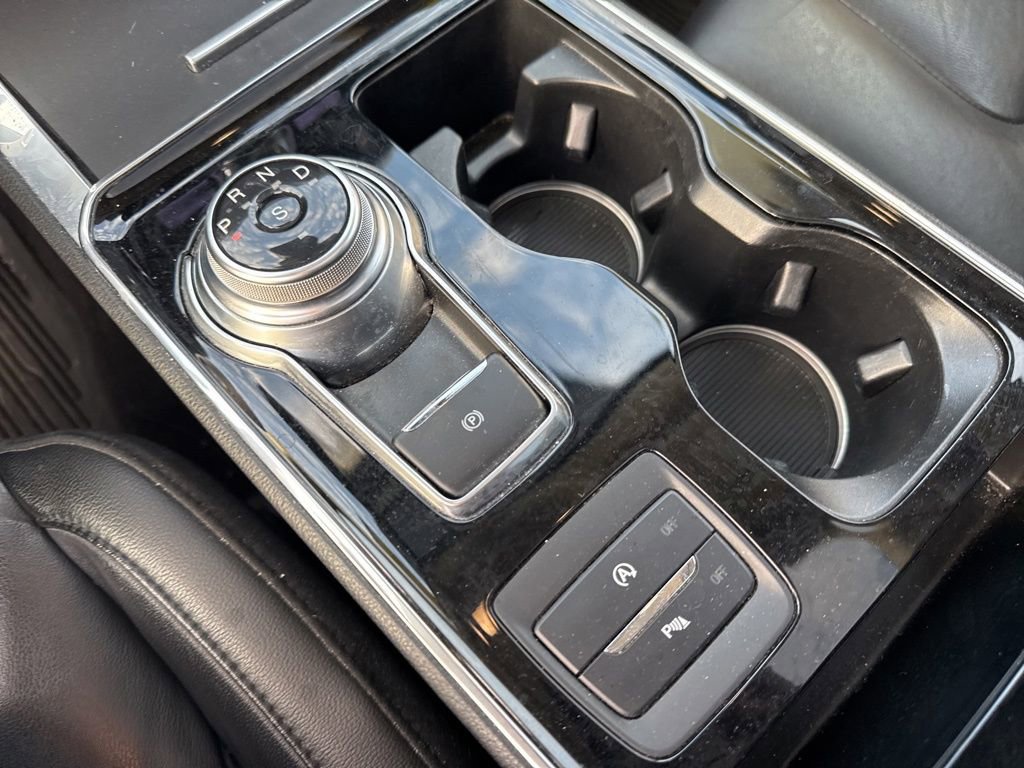 2020 Ford Edge Titanium