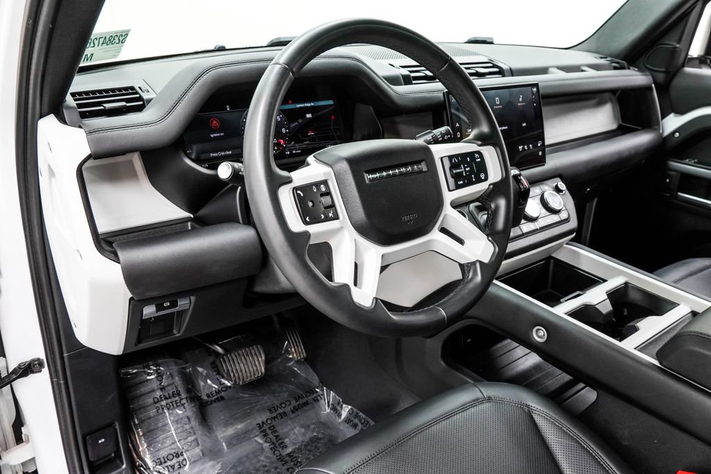 2025 Land Rover Defender 110 S