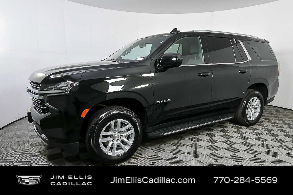 2025 Chevrolet Suburban LT