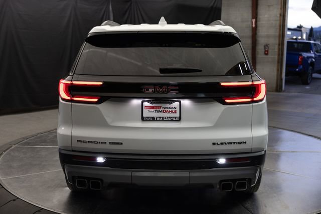 2024 GMC Acadia Elevation