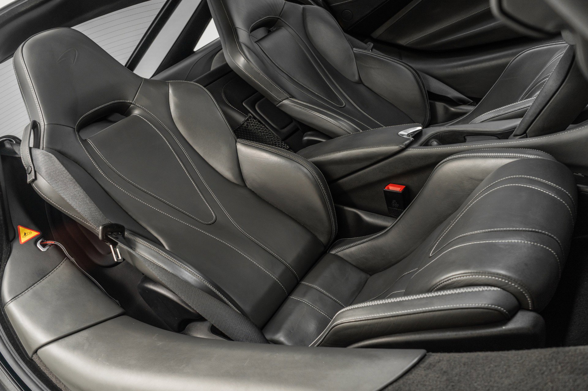 Used 2019 McLaren 720S Luxury photo 25