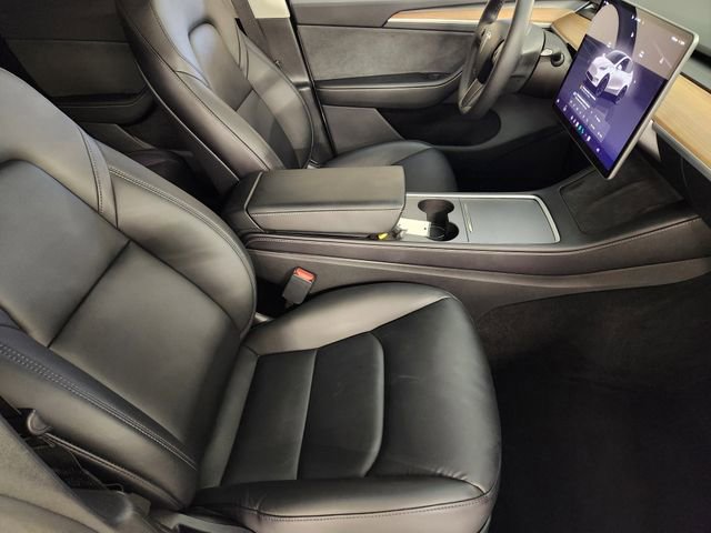 2024 Tesla Model Y Performance