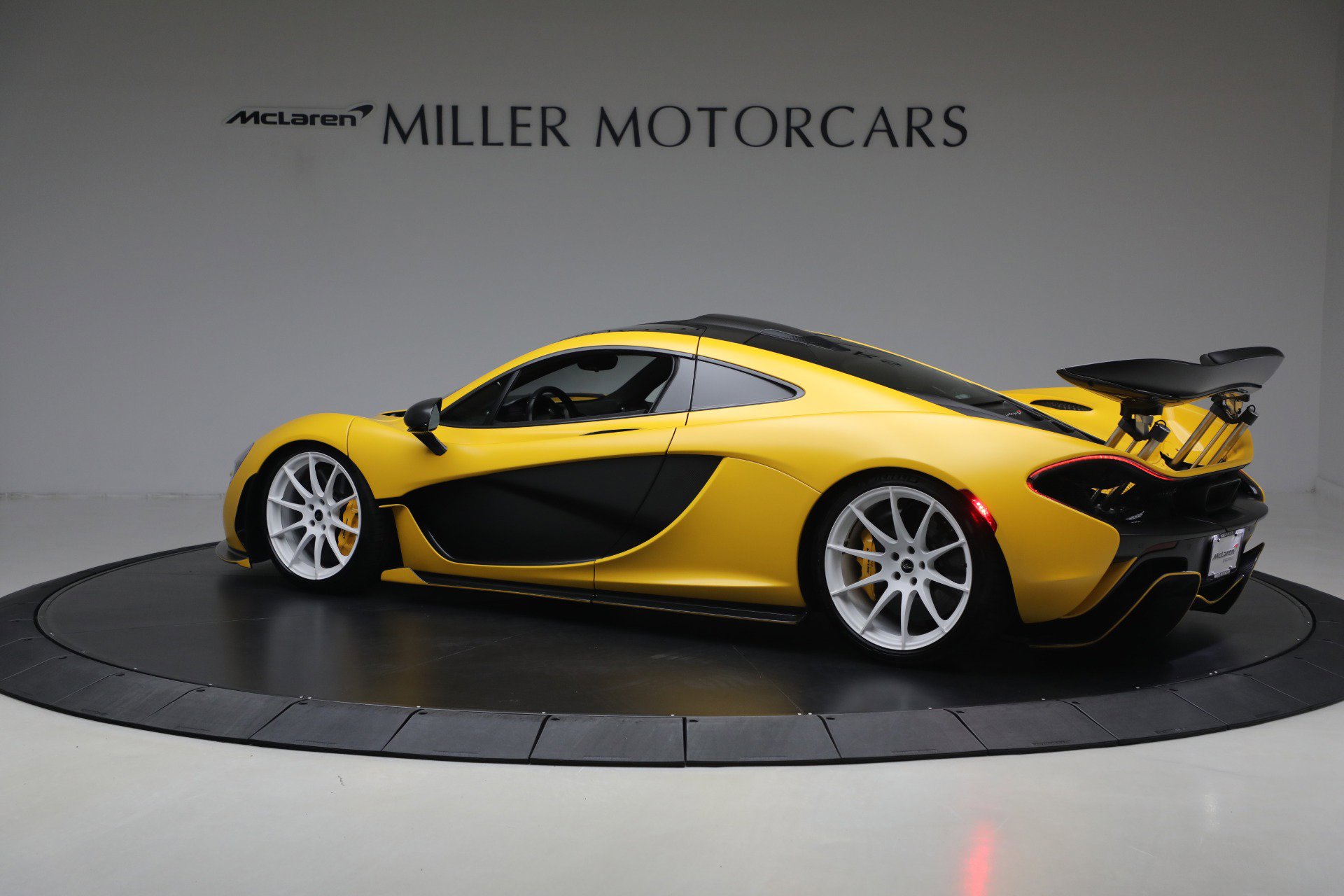 Used 2015 McLaren P1 4