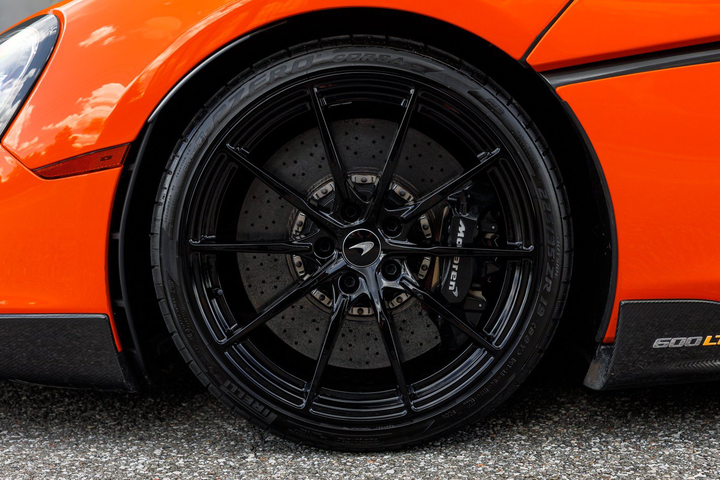 Used 2019 McLaren 600LT photo 26
