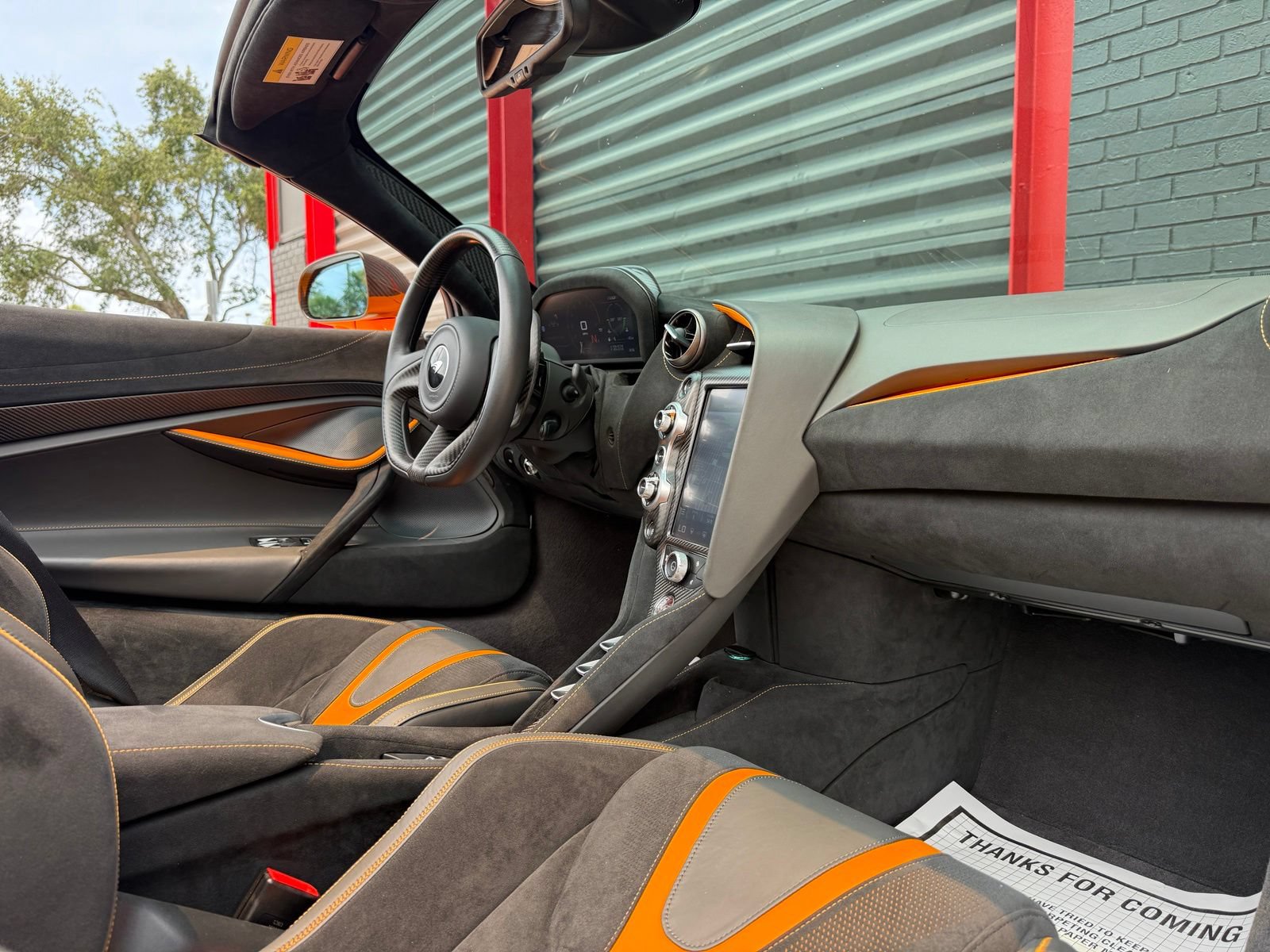 Used 2022 McLaren 720S Performance photo 33