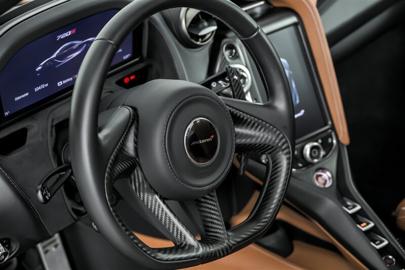 Used 2018 McLaren 720S photo 26