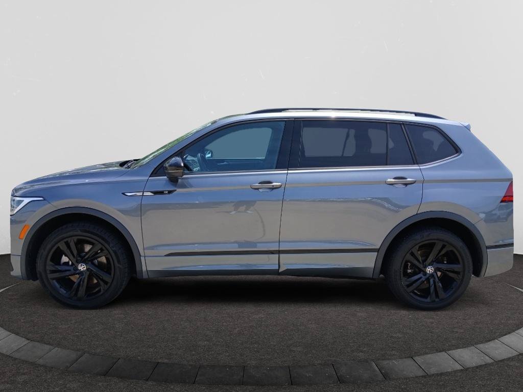 Used 2023 Volkswagen Tiguan SE R-Line