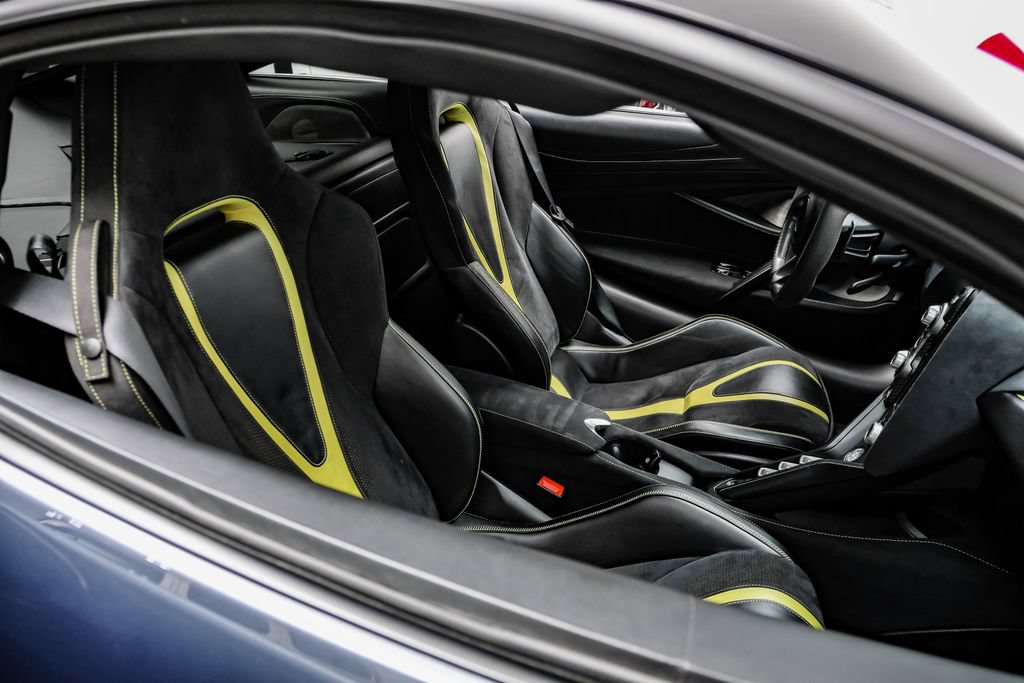 Used 2018 McLaren 720S Performance photo 32