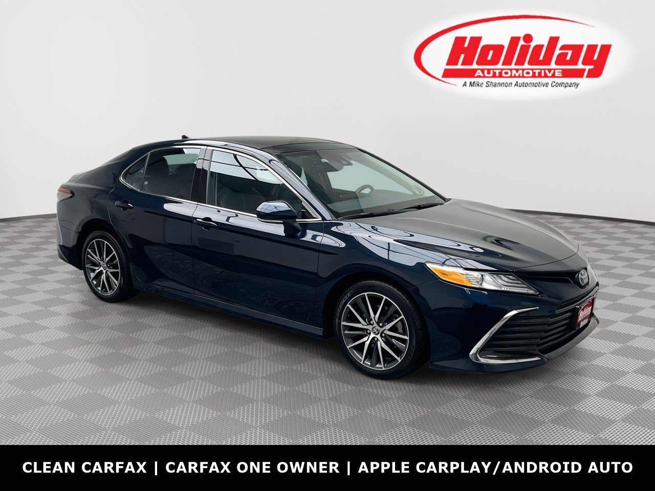 Used 2021 Toyota Camry XLE w/ Navigation Package