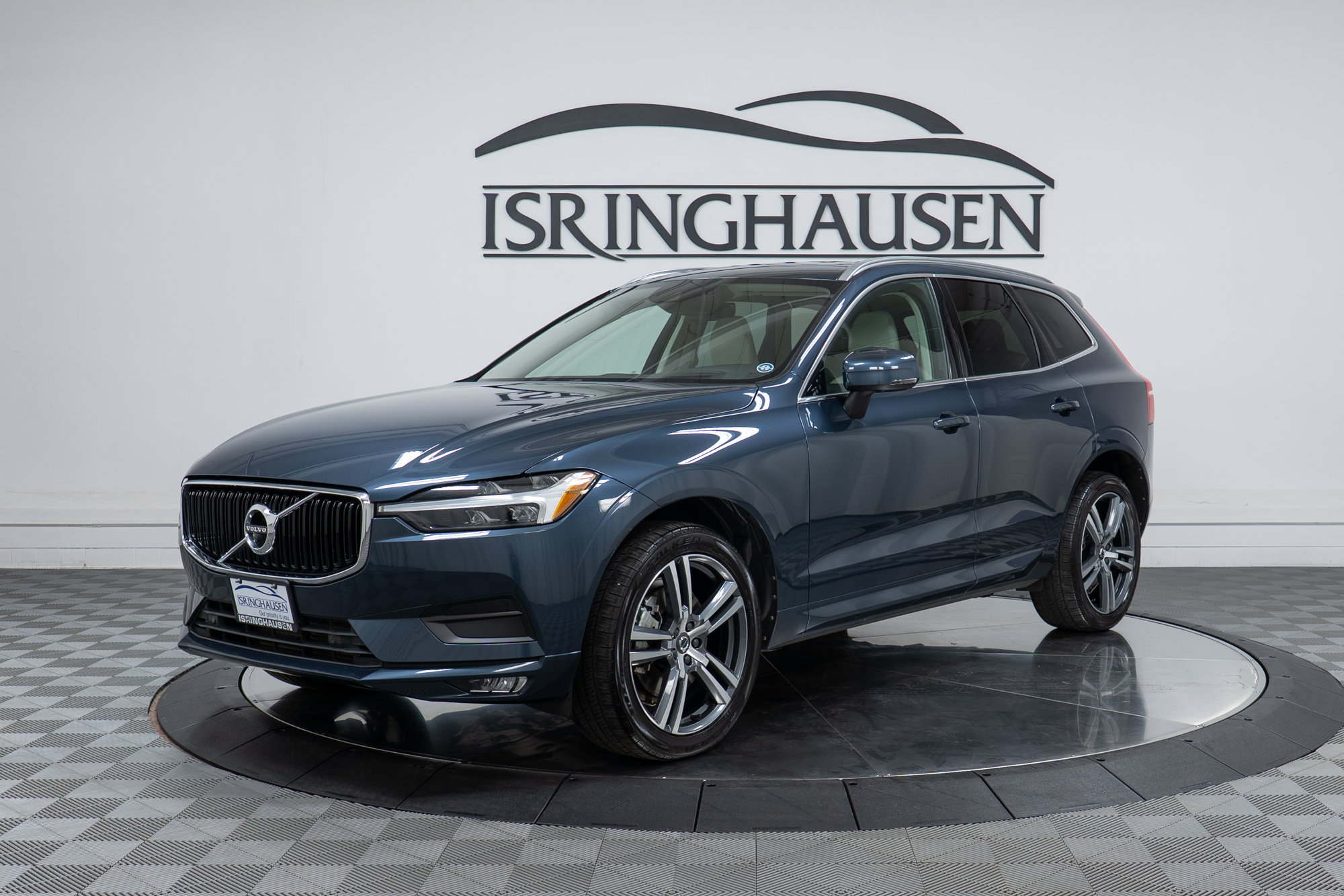 Used 2021 Volvo XC60 T6 Momentum w/ Advanced Package
