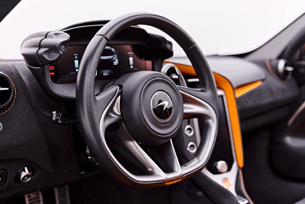 Used 2025 McLaren 750S Spider photo 57