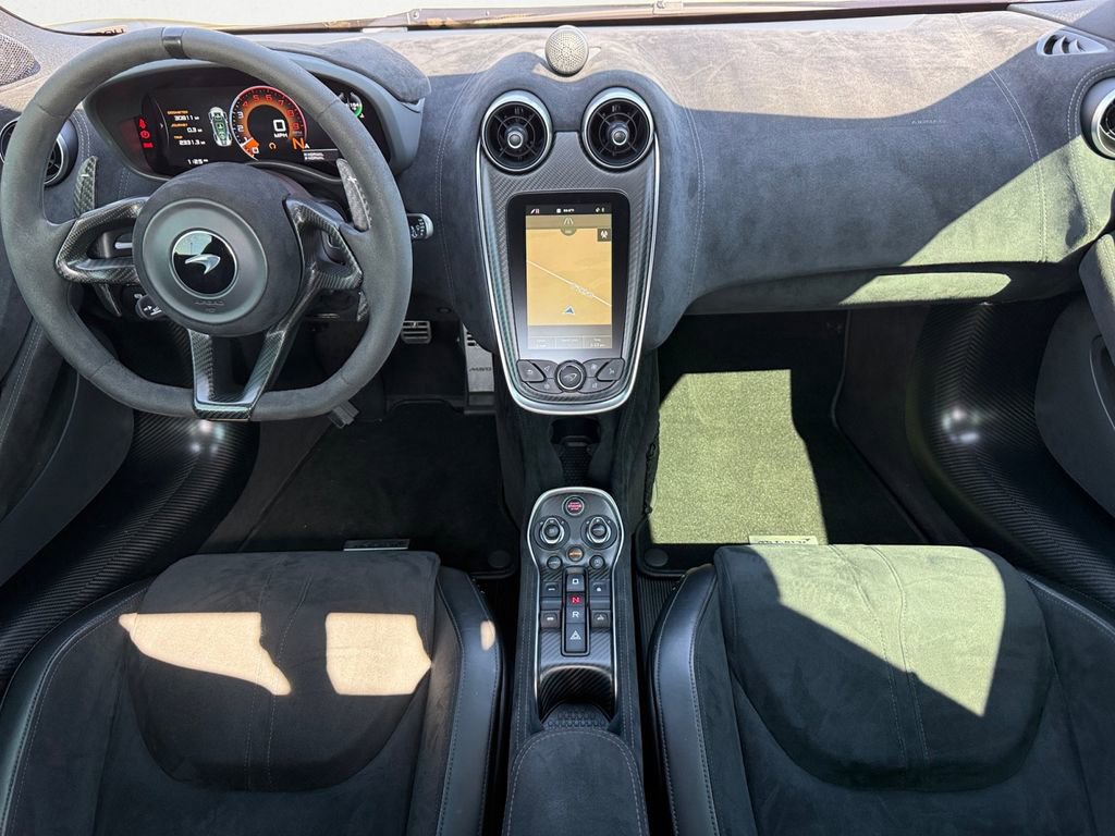 Used 2020 McLaren 600LT Spider photo 13
