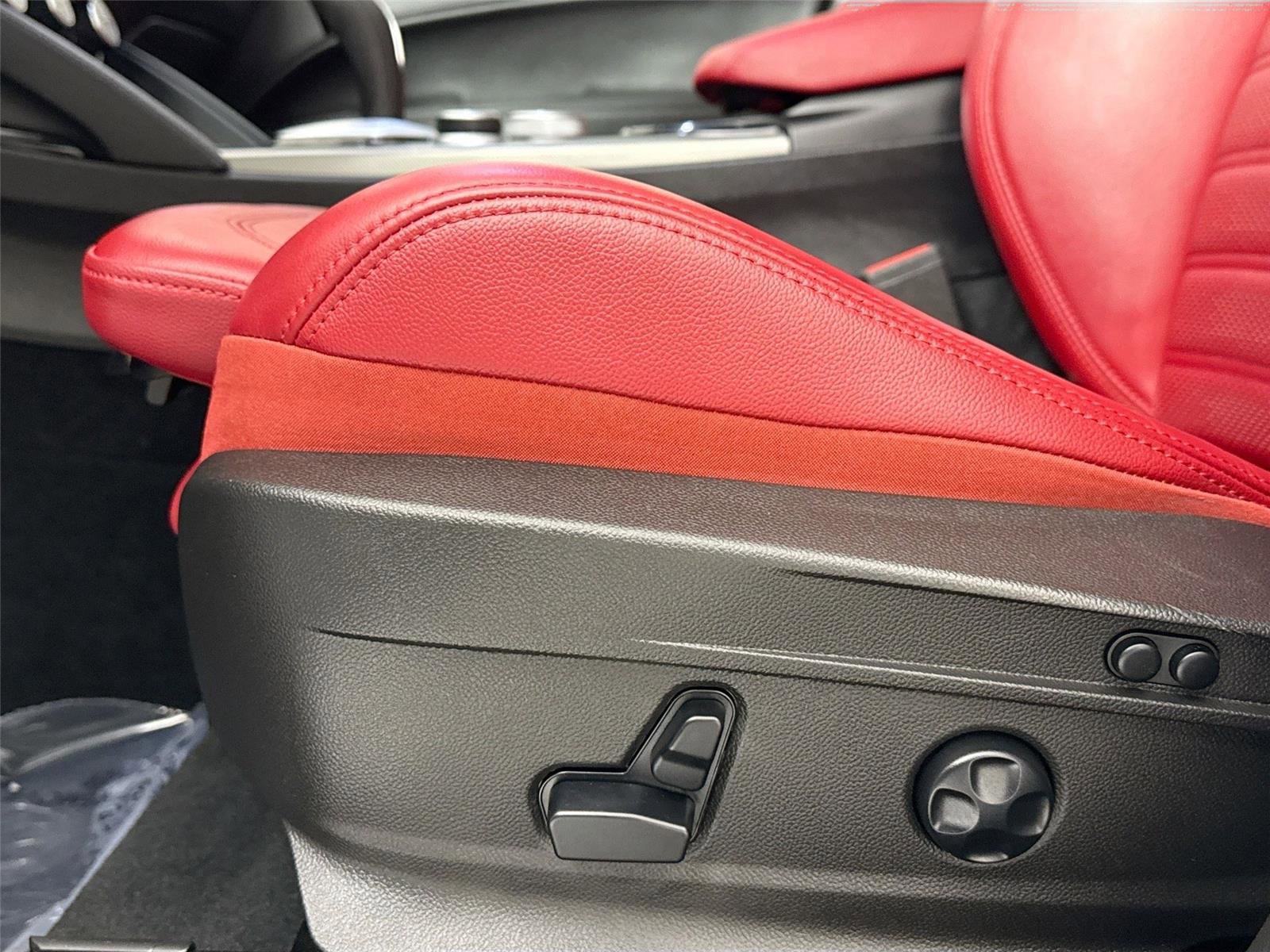 2024 Alfa Romeo Stelvio Veloce