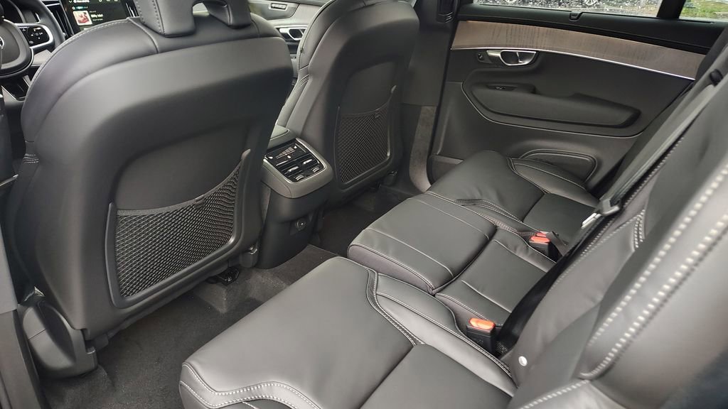 2026 Volvo Xc90 B6 Ultra