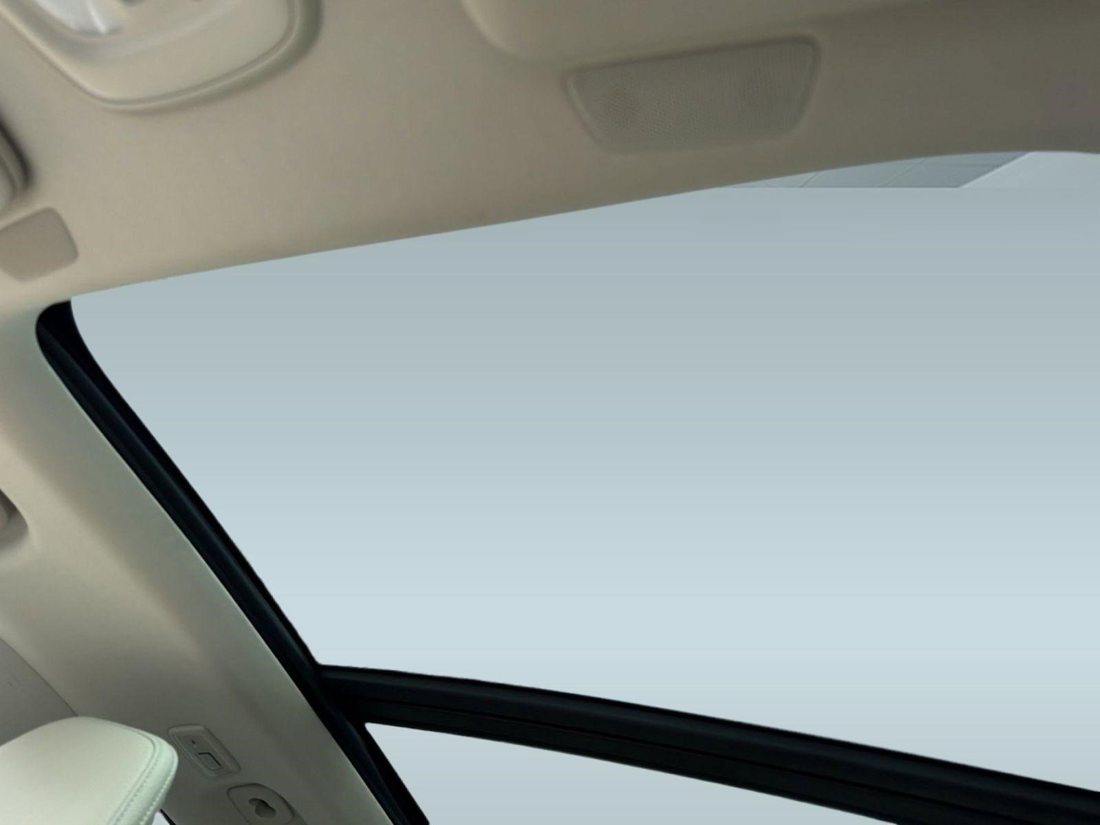 2023 Volvo Xc90 B6 Plus