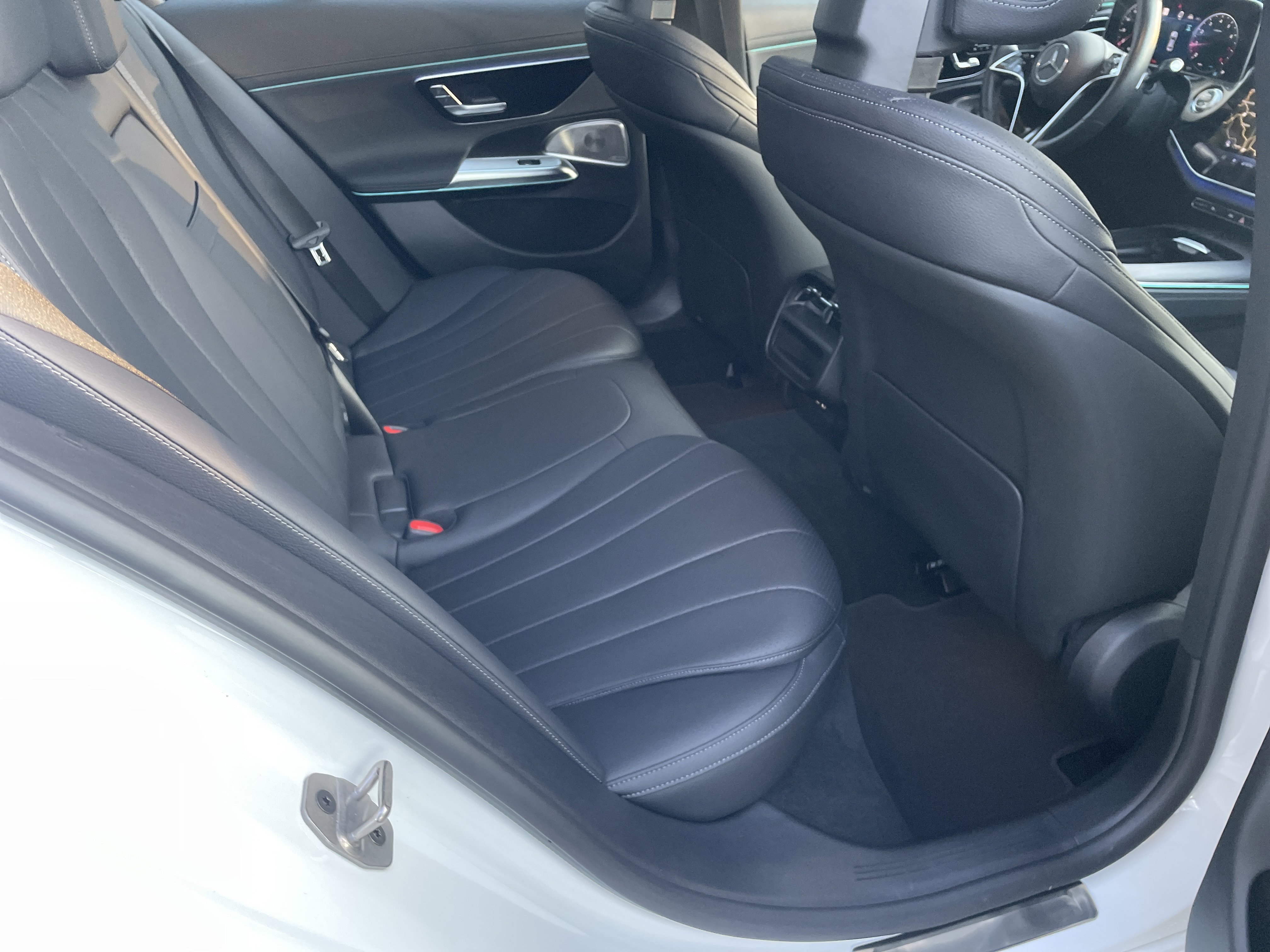 2025 Mercedes-Benz E 350 4MATIC Sedan