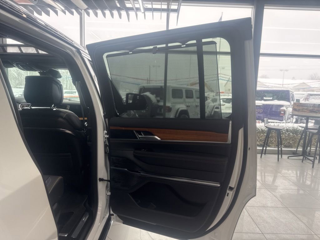 2025 Jeep Grand Wagoneer Series III