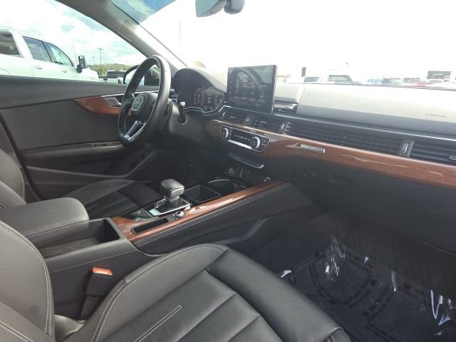 2022 Audi A4 2.0T Premium Plus