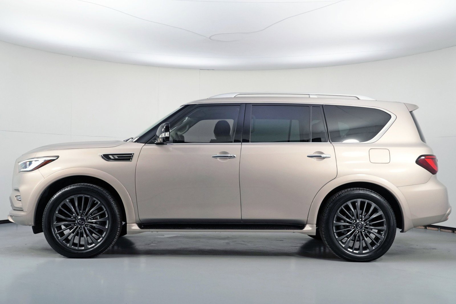2022 INFINITI Qx80 Premium Select