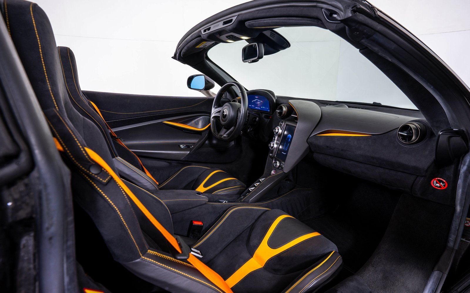 Used 2020 McLaren 720S Performance photo 20