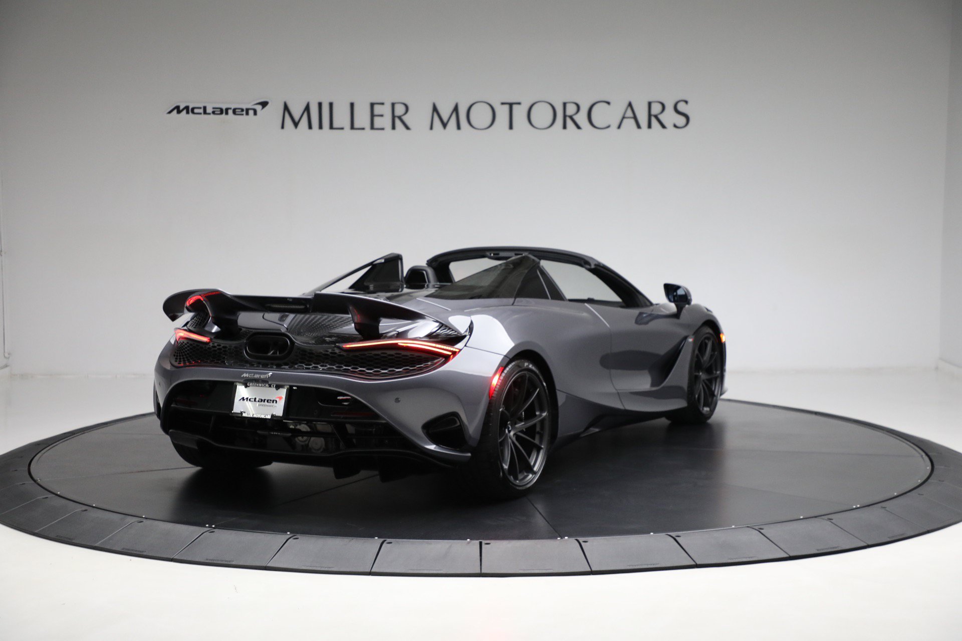Used 2024 McLaren 750S Spider photo 7