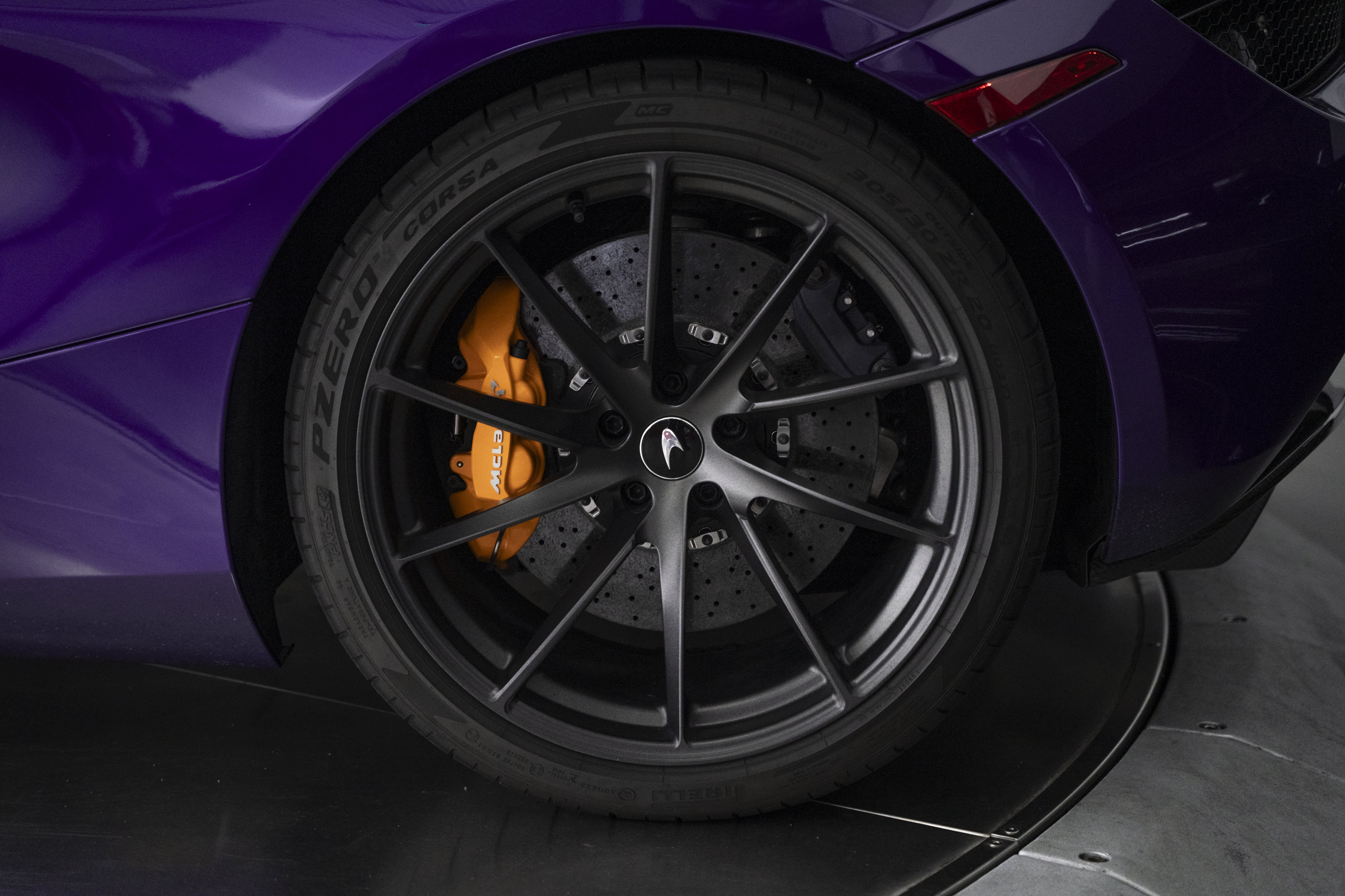 Used 2022 McLaren 720S Spider photo 31