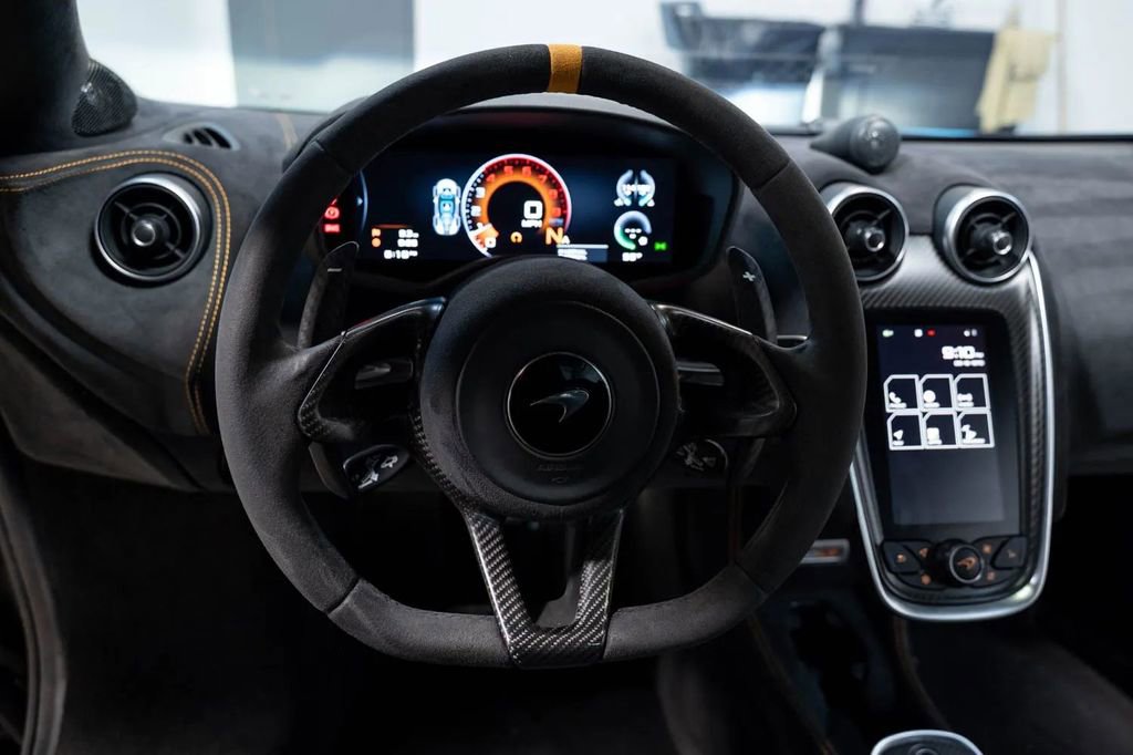 Used 2020 McLaren 600LT Spider photo 45