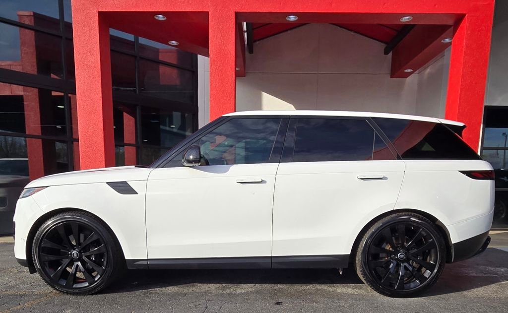 2023 Land Rover Range Rover Sport SE