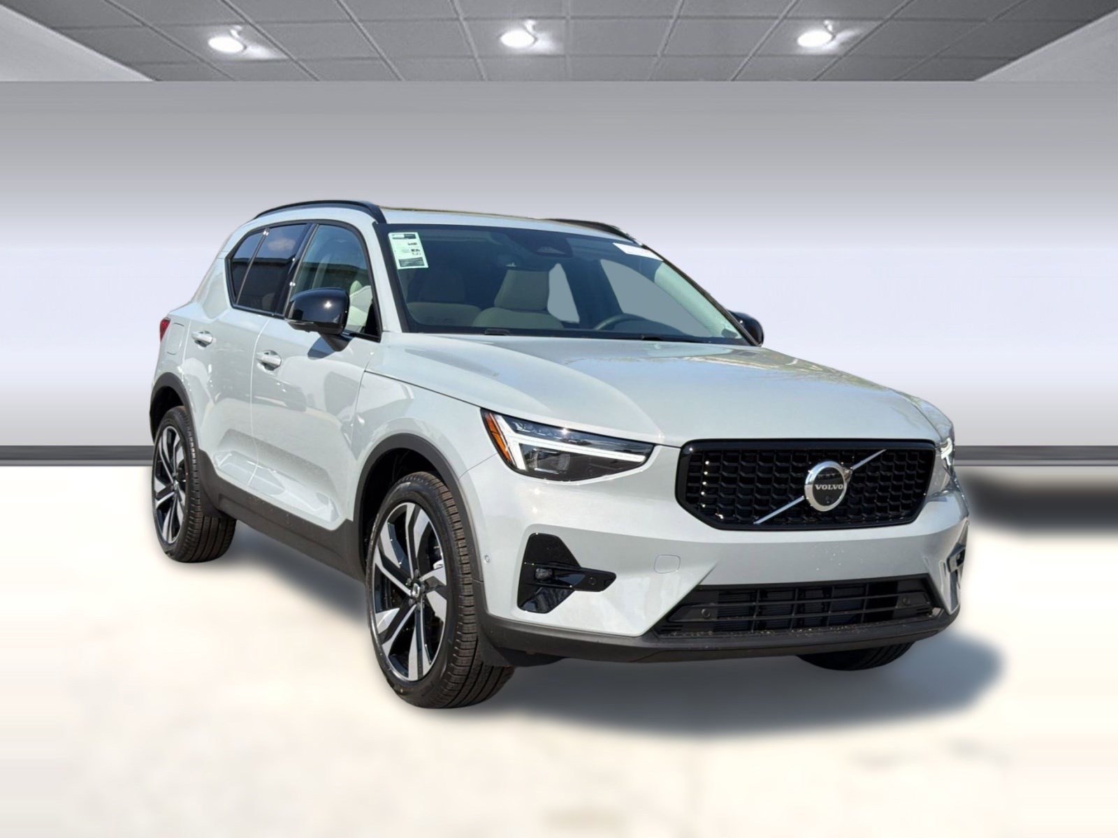 2026 Volvo Xc40 B5 Ultra