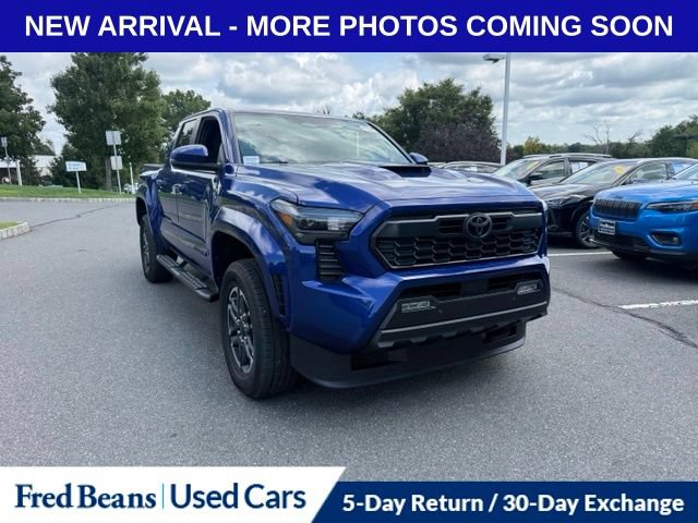 Used 2024 Toyota Tacoma TRD Sport w/ TRD Sport Upgrade Package