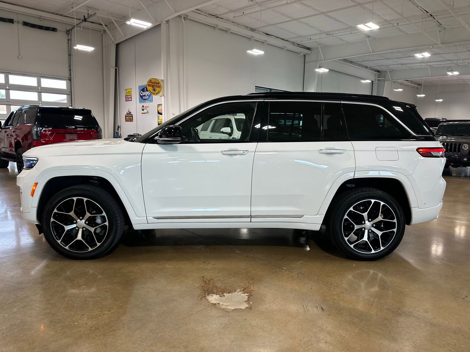 2024 Jeep Grand Cherokee Summit