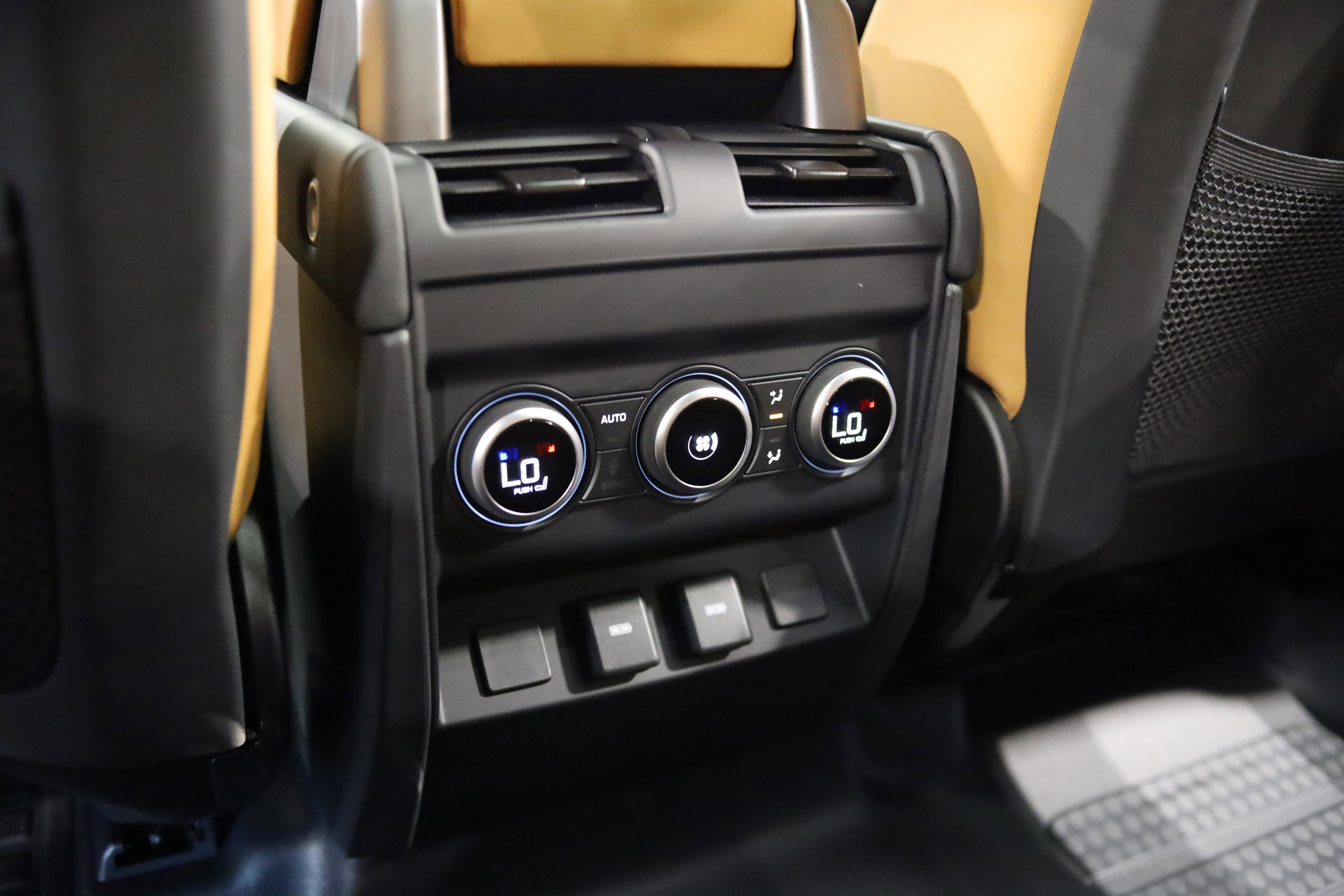 2023 Land Rover Defender 110 Carpathian Edition