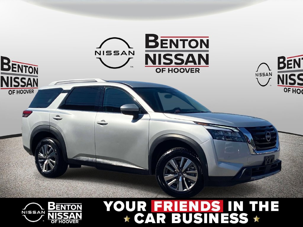 Used 2025 Nissan Pathfinder SL
