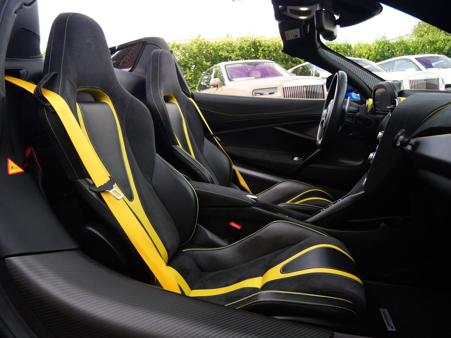Used 2022 McLaren 720S Luxury photo 11