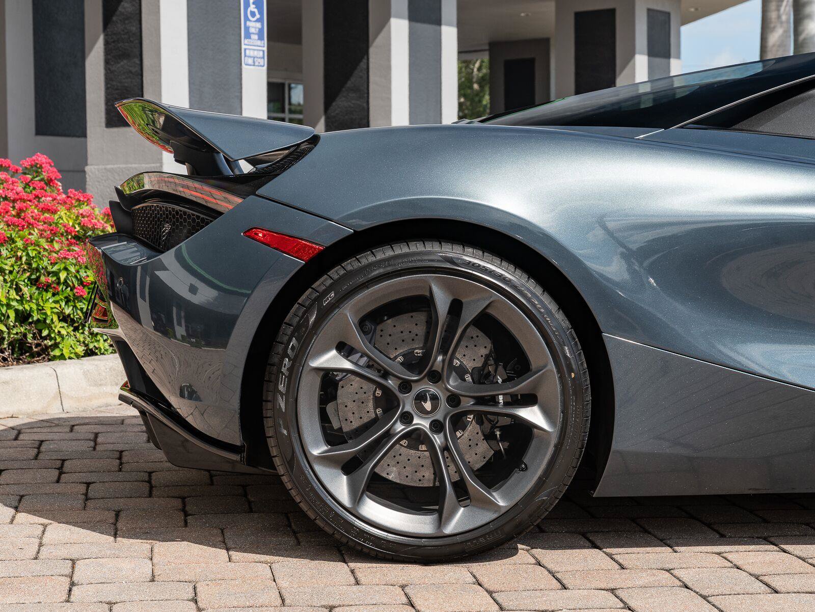 Used 2020 McLaren 720S Spider photo 27
