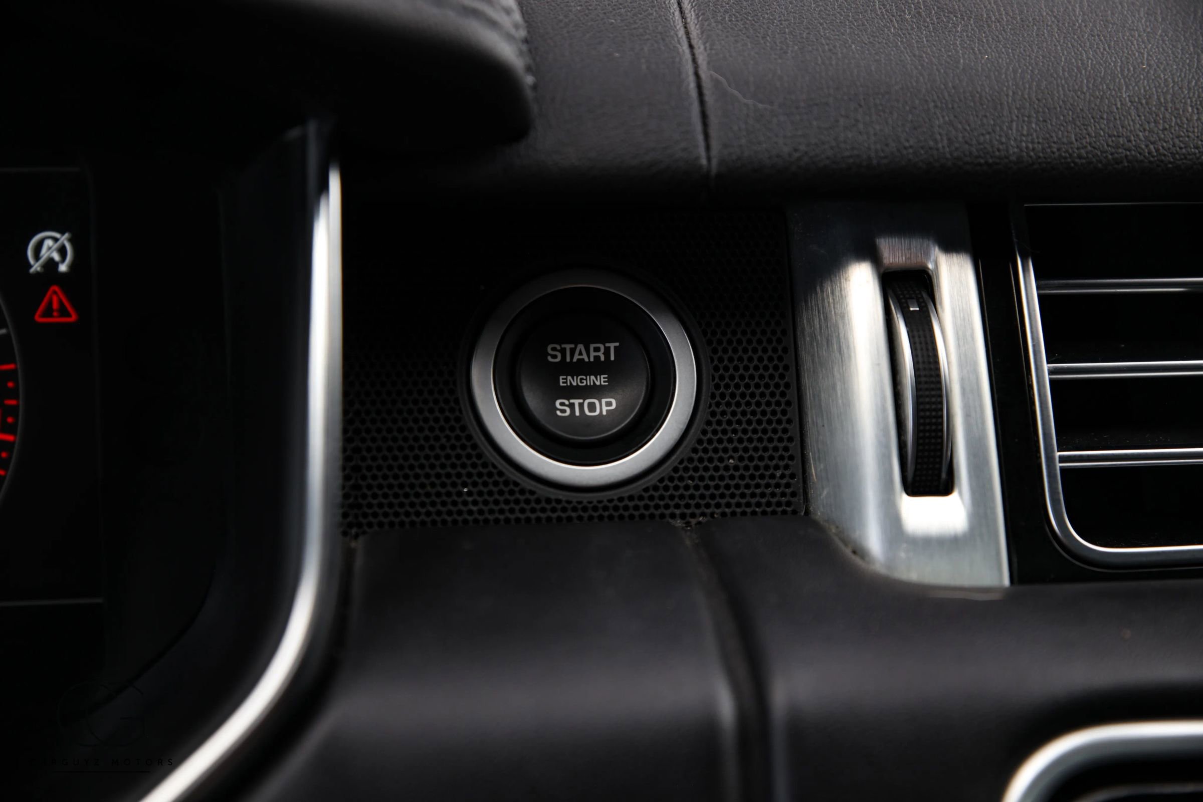 2022 Land Rover Range Rover P525 Westminster Edition