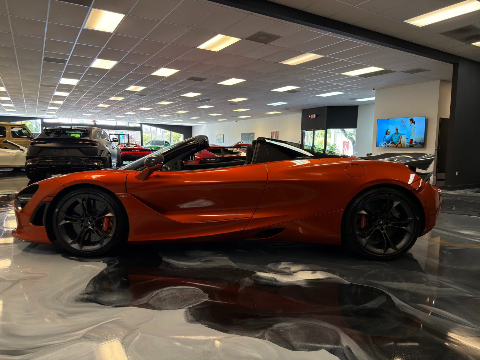 Used 2021 McLaren 720S Performance photo 21