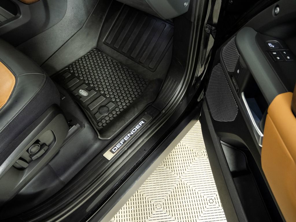 2023 Land Rover Defender 110 X