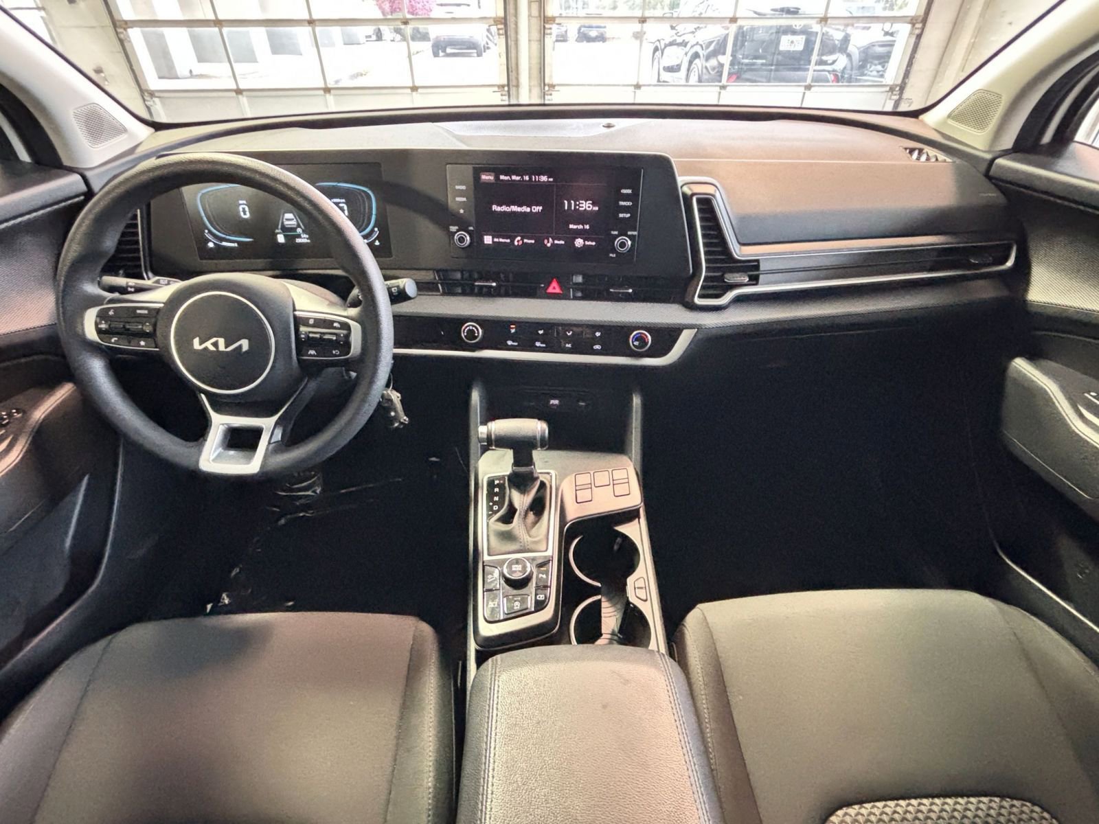 2025 Kia Sportage LX