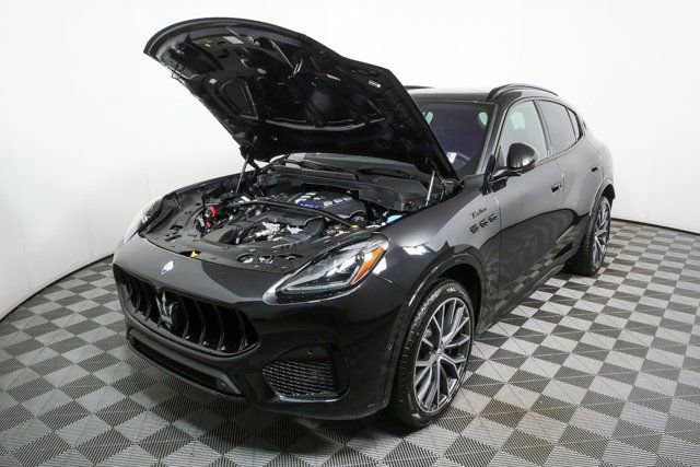 2026 Maserati Grecale Modena