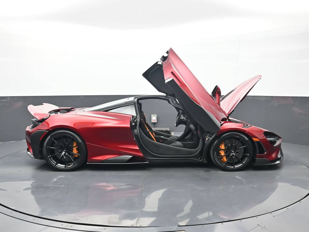 Used 2021 McLaren 765LT photo 29