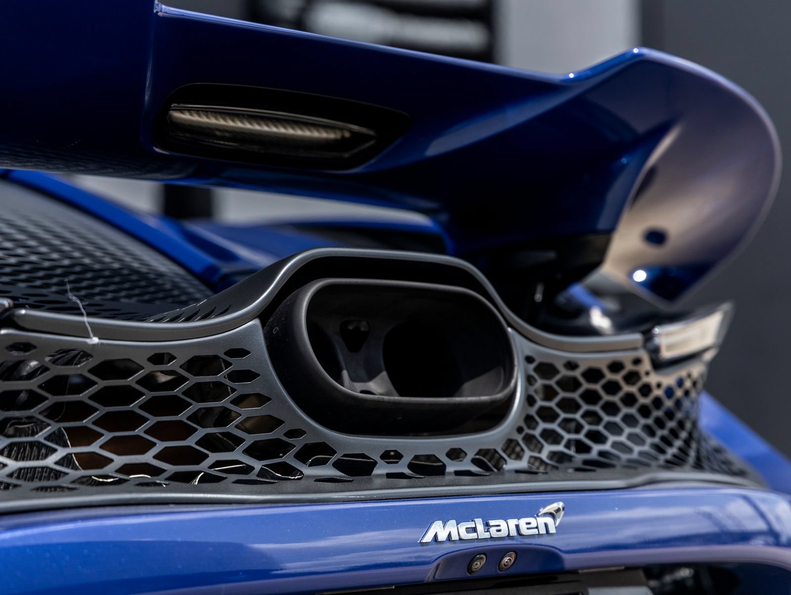 Used 2024 McLaren 750S Spider photo 14