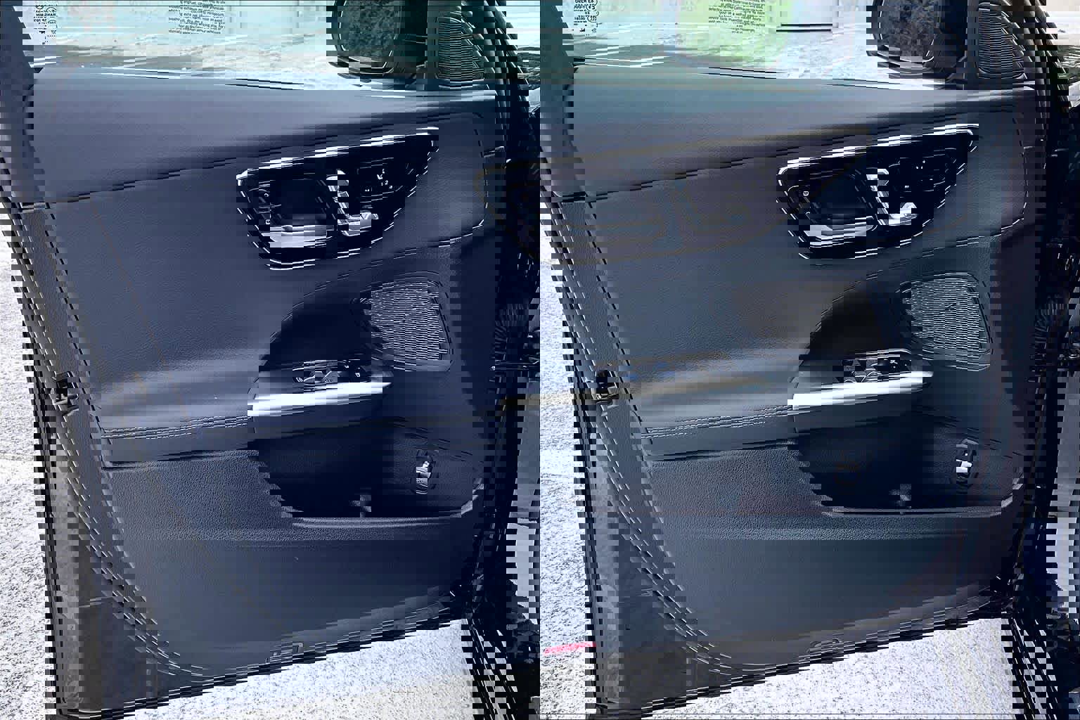 2025 Mercedes-Benz C 300 4MATIC Sedan