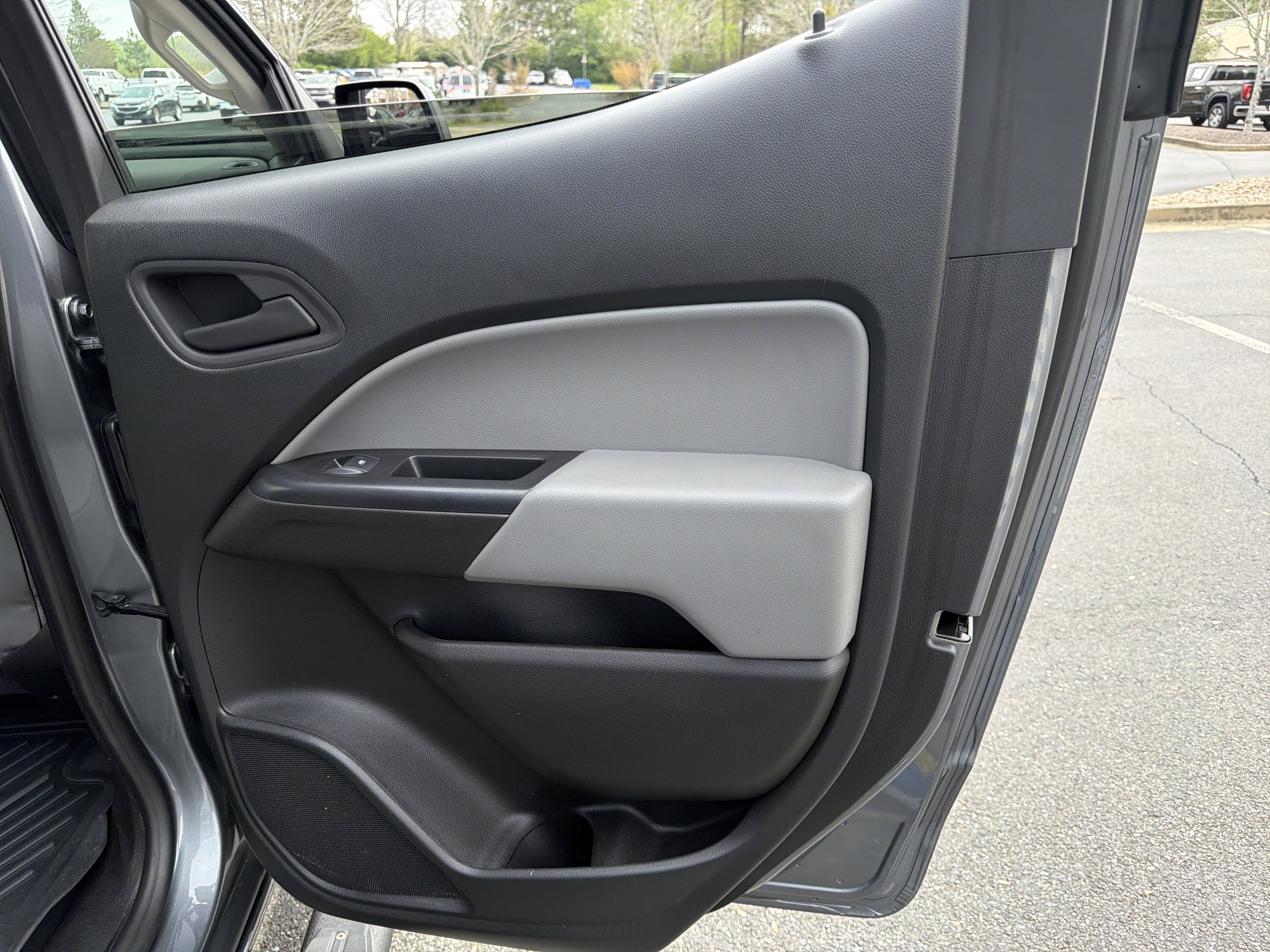 2022 Chevrolet Colorado W/T