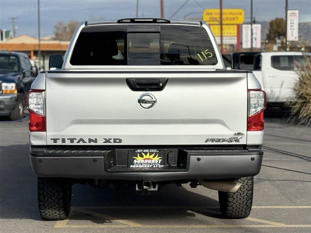 2019 Nissan Titan PRO-4X