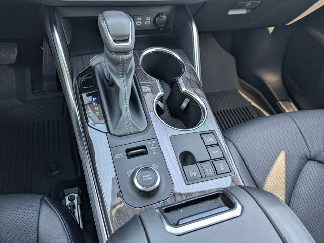 2025 Toyota Highlander Platinum