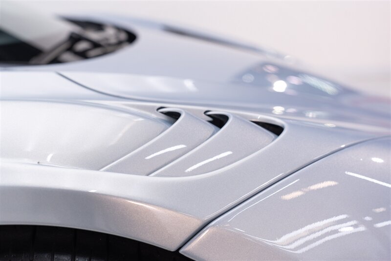 Used 2024 McLaren 750S Spider photo 25