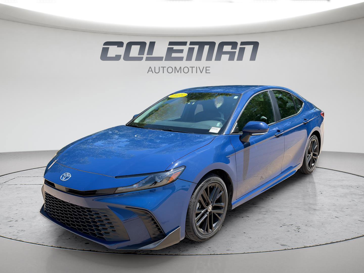 Used 2025 Toyota Camry SE